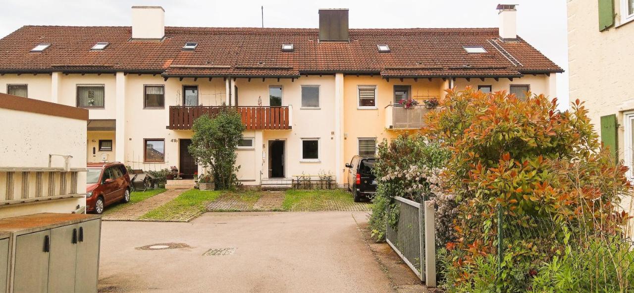 Grosses Zimmer Bad Kueche Wohnzimmer Terasse Garten Zentral Ruhig Landsberg am Lech Exteriör bild