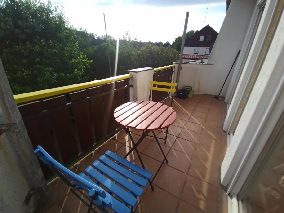 Grosses Zimmer Bad Kueche Wohnzimmer Terasse Garten Zentral Ruhig Landsberg am Lech Exteriör bild