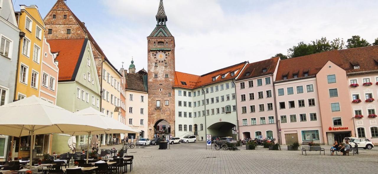 Grosses Zimmer Bad Kueche Wohnzimmer Terasse Garten Zentral Ruhig Landsberg am Lech Exteriör bild